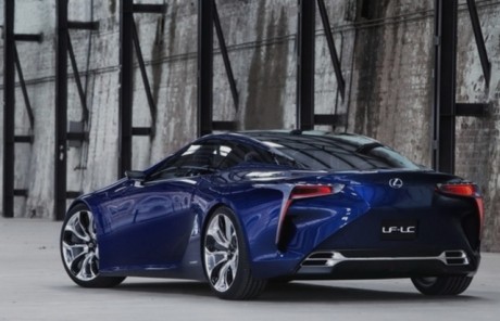 LEXUS-lflc-500h01