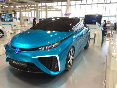 TOYOTA-MIRAI