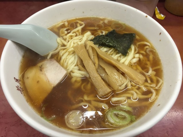 新宿_思い出横丁_若月ラーメン5