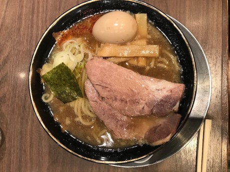 つけ麺の有名店六厘舎（ソラマチ店）、今更ながら初めて食べた。こんなもんかな